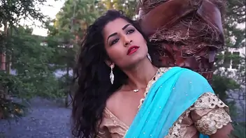 Desi Bhabi Maya Rati In Hindi Song Maya