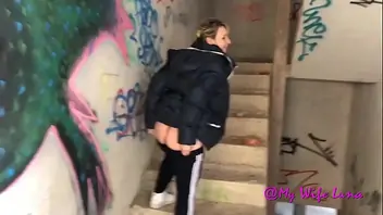 Milf fucked fast in an abandoned house