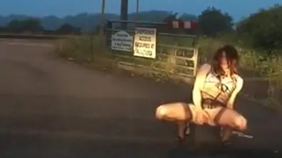 Outdoor crossdresseer