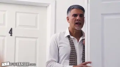 Chloe cherry gets raw double fingered by her horny stepdad