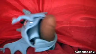 Massive cock puppet show for a sexy exotic babe
