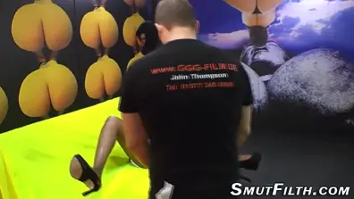 Black whore gets bukkake