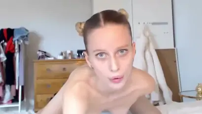 Ellaa91 masturbates his humid hole