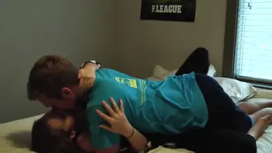 Homemade skinny teen 18 gets creampied