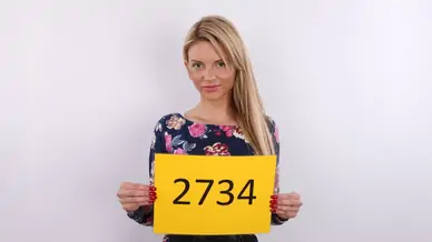 Super sexy hottie anastasia 2734 masturbates to big o