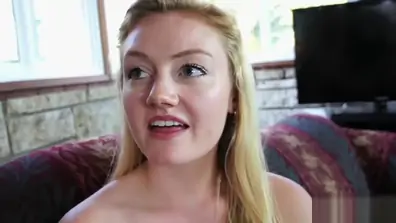 Scarlet red talks two sexy cousins into hot lesbian threeway