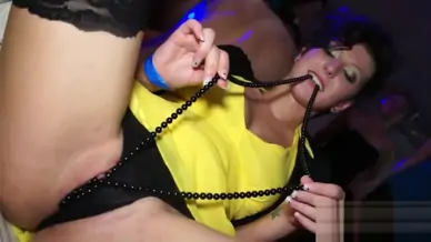 Delicious babes pleasure shafts in the club