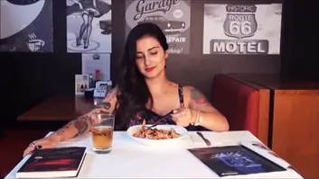 She eats and dildo