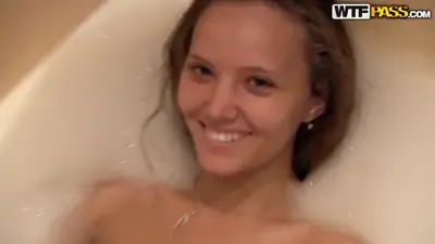 Katya loves when her boyfriend rubs her ass