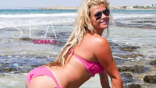 In the sea realbikinigirls