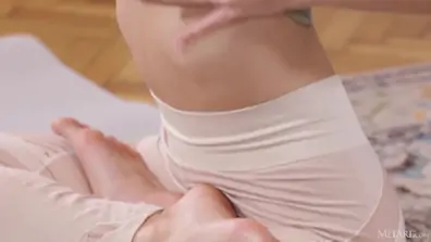 Naked yoga foxy alissa