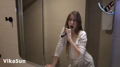 Hot brunette gets orgasm from her favorite