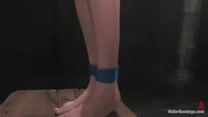 Maya mathews in the first ever fishline only suspension