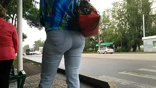 Hips nalgona lady in the hundred club