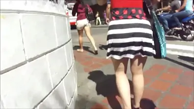 Nalgona hermosa de vestido