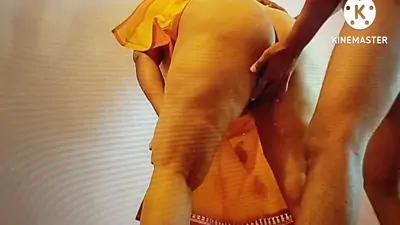 Pados wali bhabhi ko chuswake chudai ki