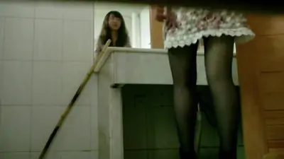 Horny japanese is filming a pissing amateur