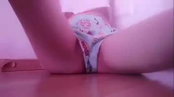 Petite pink pussy homemade